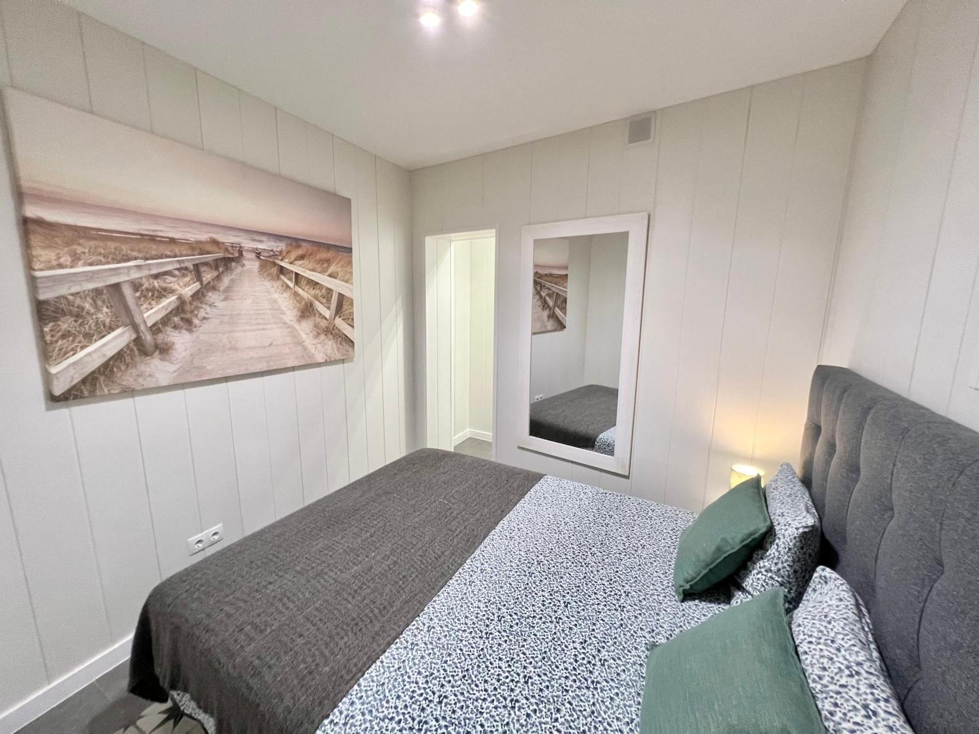 Cozy Suite Apartment, Wifi! Santa Coloma de Gramanet Εξωτερικό φωτογραφία