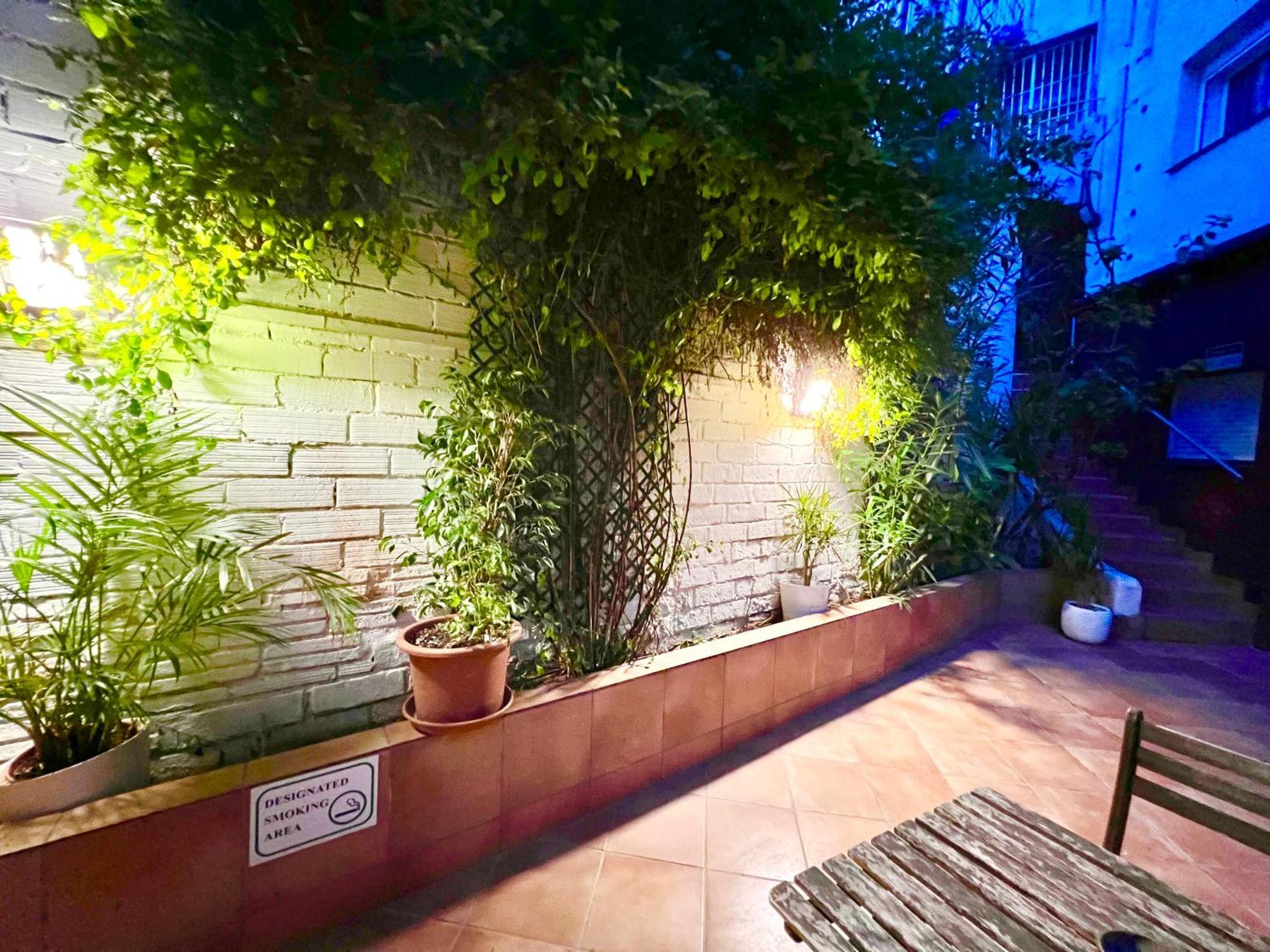 Cozy Suite Apartment, Wifi! Santa Coloma de Gramanet Εξωτερικό φωτογραφία