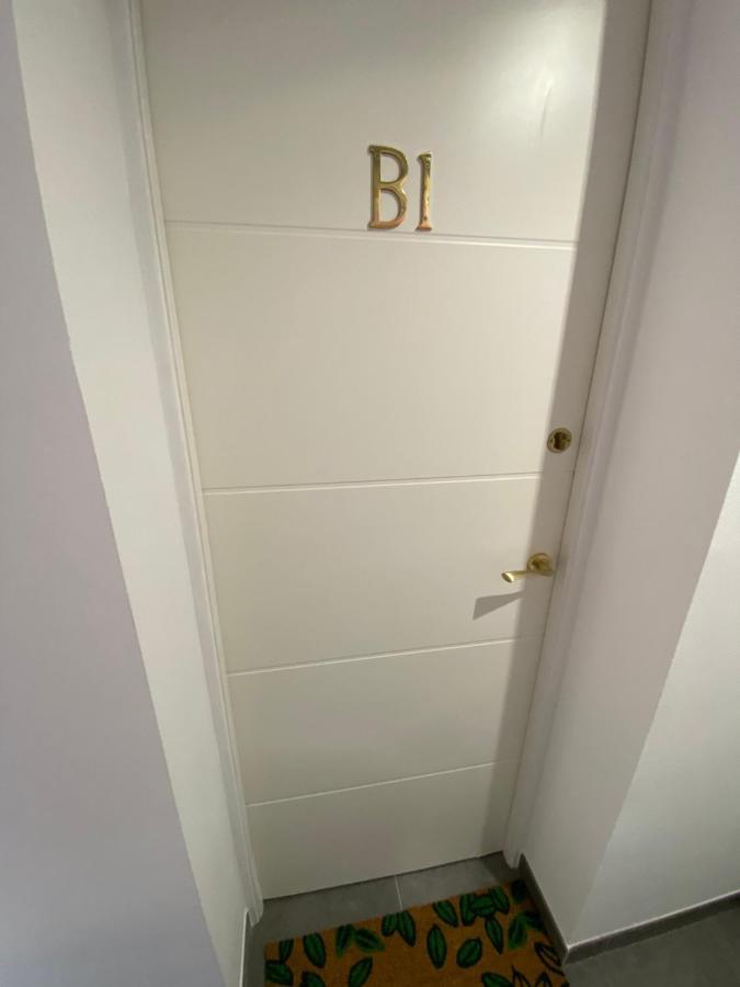 Cozy Suite Apartment, Wifi! Santa Coloma de Gramanet Εξωτερικό φωτογραφία